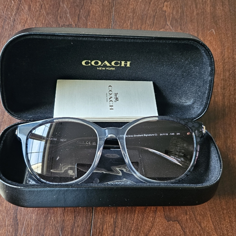 Coach 54mm Gradient Round  Sunglasses